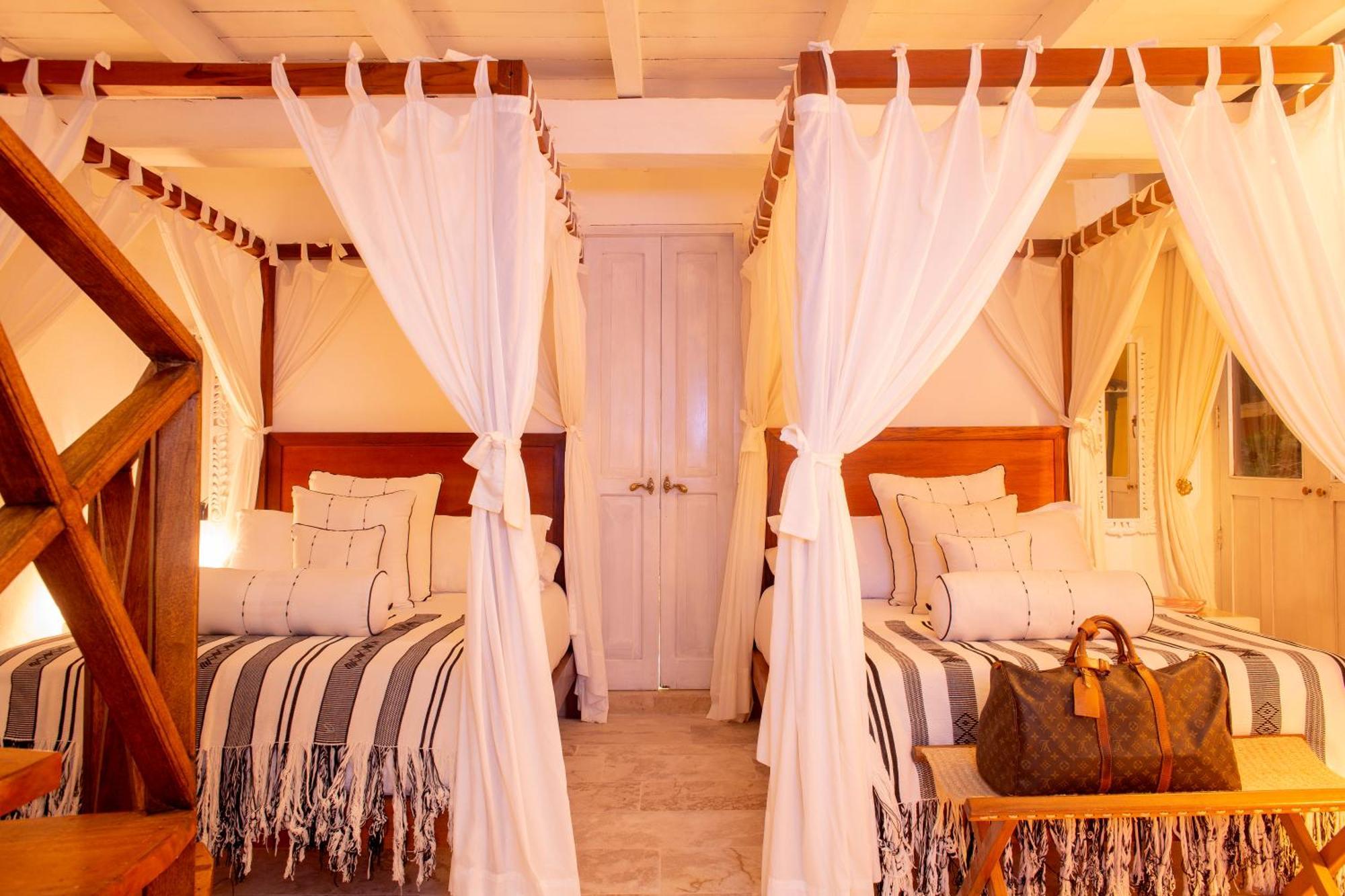 Leones De Alba Hotel Boutique Картахена Экстерьер фото
